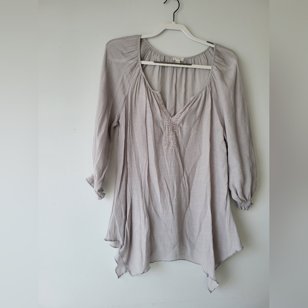Spense Gray Blouse M Assymetrical Hem